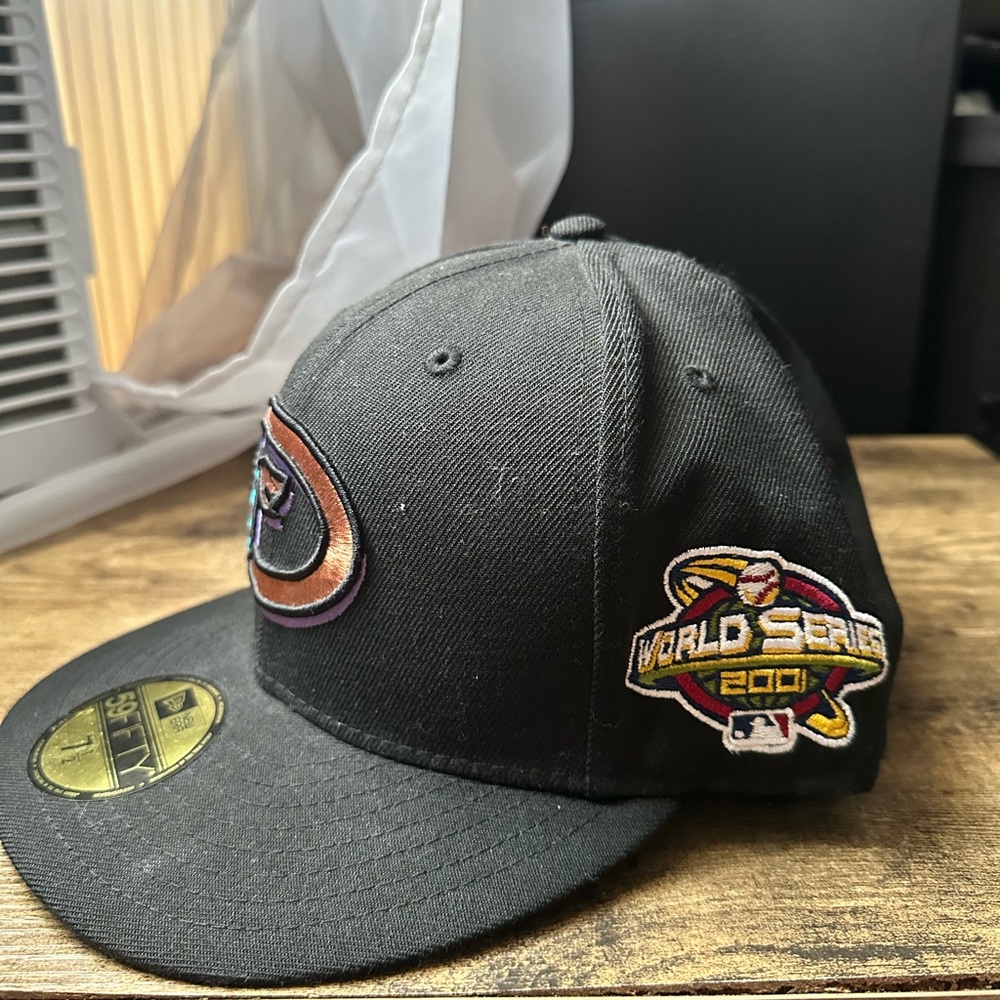 Arizona Diamondbacks Fitted - Picture 3 of 5